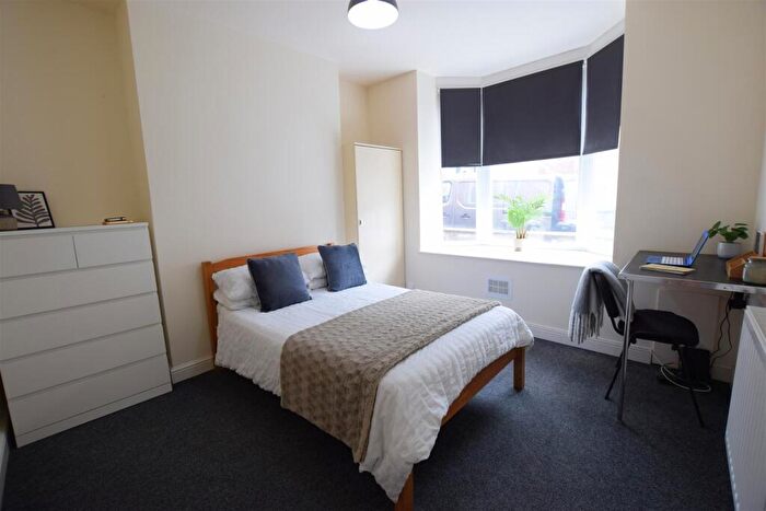 5 Bedroom Terraced House To Rent In Claremont Street - Student House - /, LN2