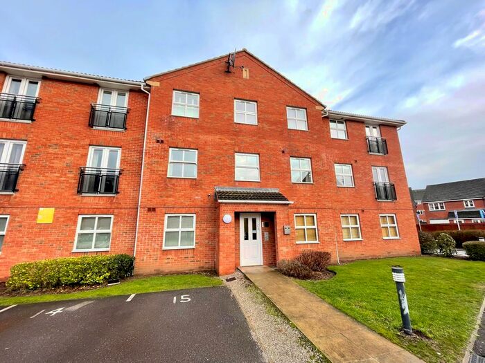 2 Bedroom Flat To Rent In Richmond House, Welland Road, Hilton DE65