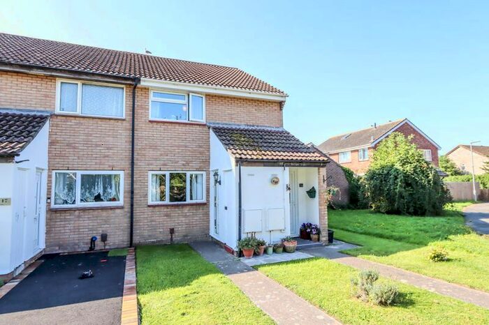 1 Bedroom Flat To Rent In Tuckmill, Clevedon, BS21