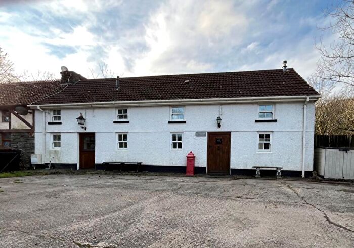 3 Bedroom Detached House For Sale In Forge Cottages, Clydach, Swansea, West Glamorgan, SA6