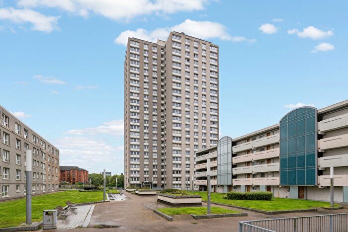 2 Bedroom Flat For Sale In Dundasvale Court, Cowcaddens, G4