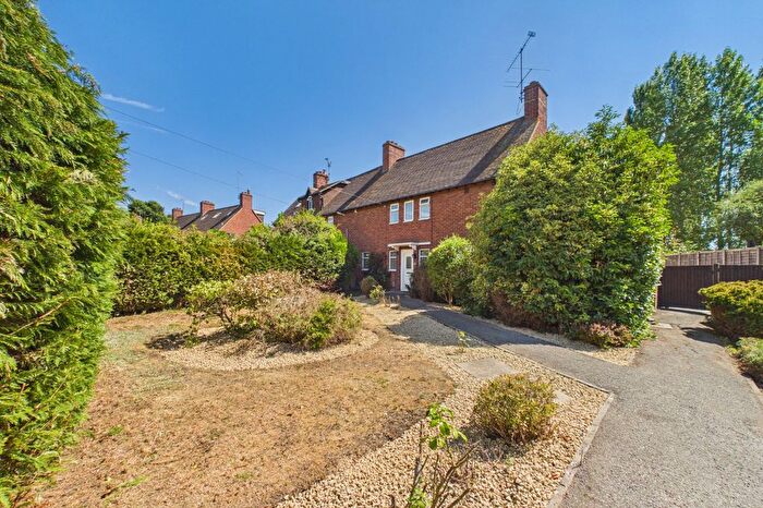 3 Bedroom Semi-Detached House To Rent In Brock Hill Cottages, Warfield, Berkshire, RG42