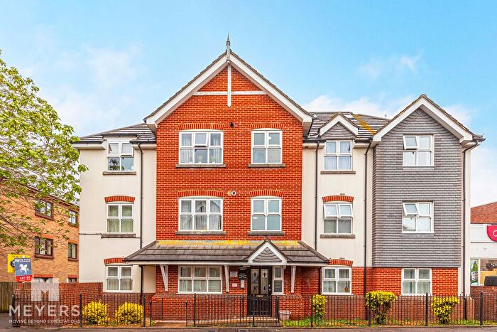 1 Bedroom Flat For Sale In Seabourne Road, Bournemouth, BH5