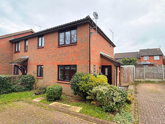 1 Bedroom End Terrace House To Rent In Bryant Way, Toddington, Dunstable, Bedfordshire, LU5
