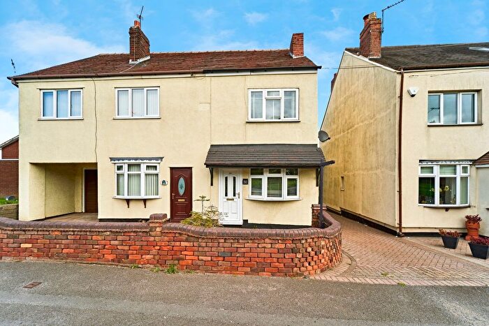 3 Bedroom Semi-Detached House For Sale In Watling Street, Brownhills, Walsall, WS8