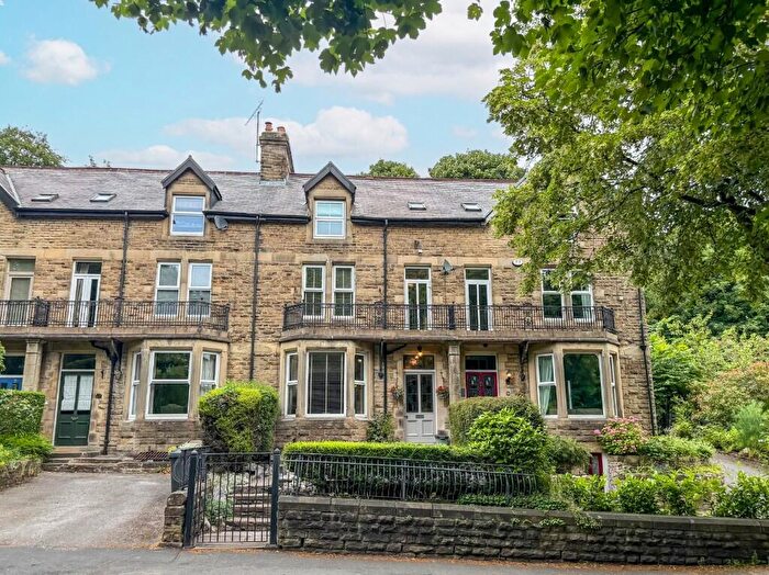 5 Bedroom Terraced House For Sale In Dale Road, Buxton, Derbyshire, SK17