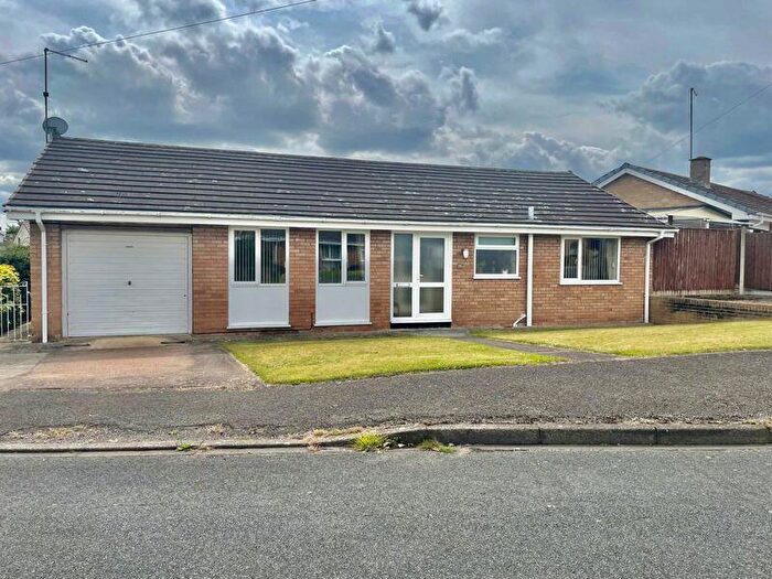 3 Bedroom Detached Bungalow For Sale In Byfords Road, Huntley, GL19