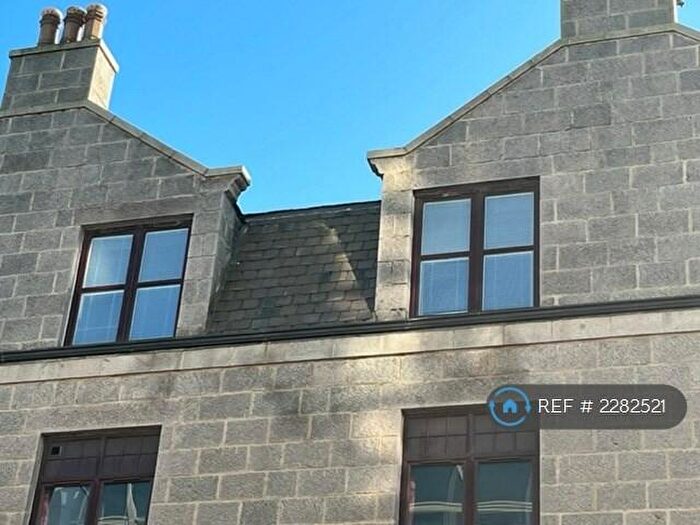 2 Bedroom Flat To Rent In St. Andrew Street, Aberdeen, AB25