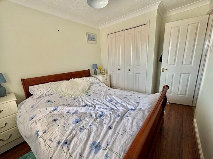 3 Bedroom Detached House For Sale In Grafton Road, Selsey, PO20