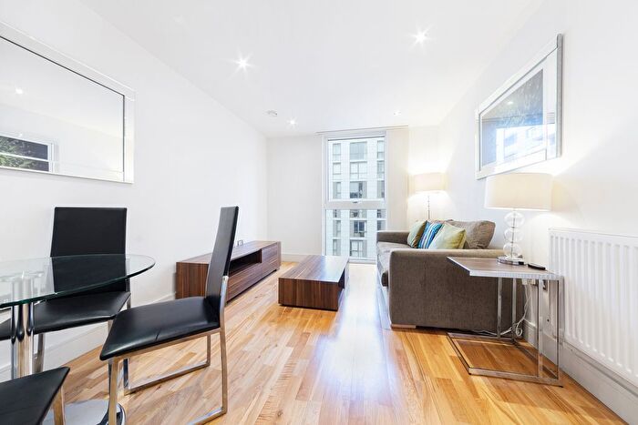 1 Bedroom Flat To Rent In Dowells Street, London, SE10