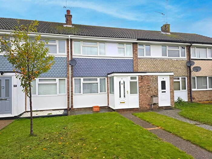 3 Bedroom Terraced House To Rent In Keats Walk, Rayleigh, SS6