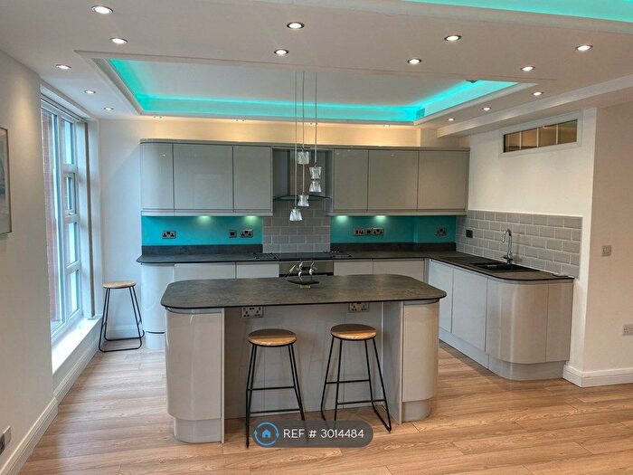 2 Bedroom Flat To Rent In Monument House, Madeley Heath, Crewe, CW3