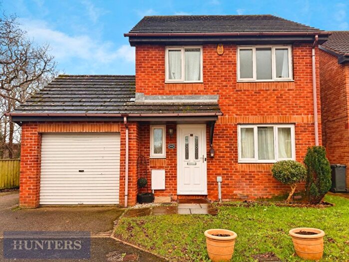3 Bedroom Detached House For Sale In Leicester Mead, Exeter, EX4