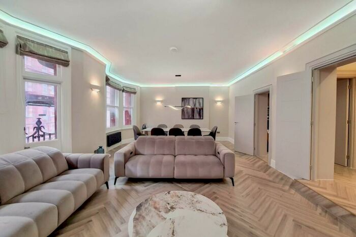 4 Bedroom Flat To Rent In Glentworth Street, Marylebone, London, NW1