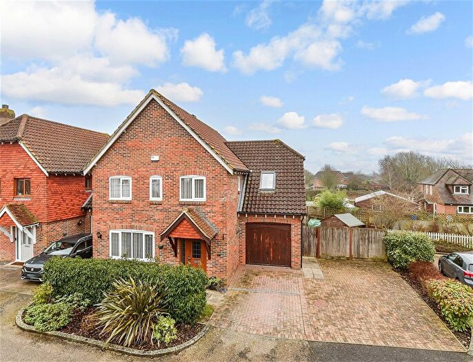 5 Bedroom Link Detached House For Sale In Brisley Court, Ashford, Kent, TN23
