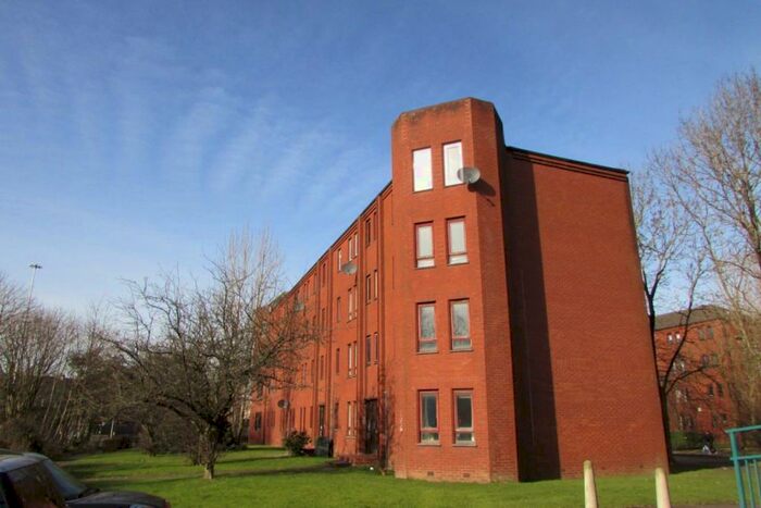 1 Bedroom Flat To Rent In One Bed Furnished At Phoenix Rd, St Georges Cross, G4