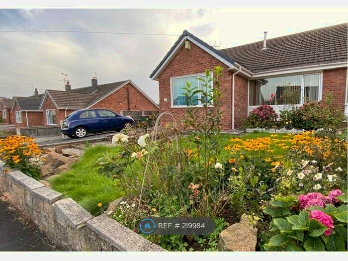 3 Bedroom Bungalow To Rent In Polefield, Preston, PR2