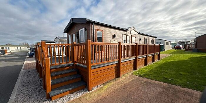 2 Bedroom Park Home For Sale In Southport New Rd Banks, Southport, PR9