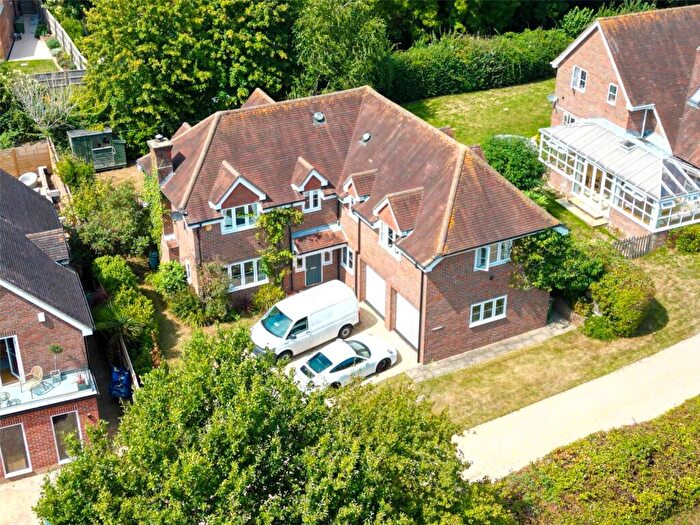 4 Bedroom Detached House For Sale In Solent Meadows, Hamble, Southampton, Hampshire, SO31