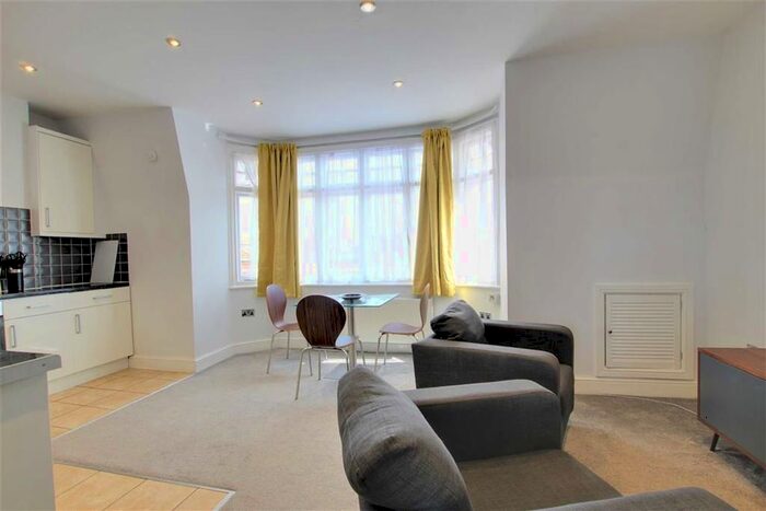 1 Bedroom Flat To Rent In Church Road, Barnes SW13