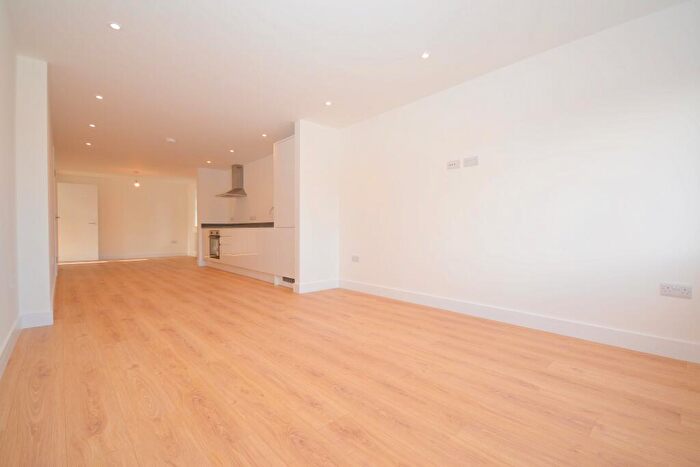 2 Bedroom Flat For Sale In Norfolk Road, Margate, CT9