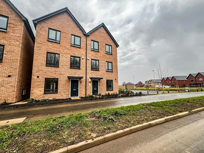 3 Bedroom Town House To Rent In Great Haddon, Peterborough, PE7