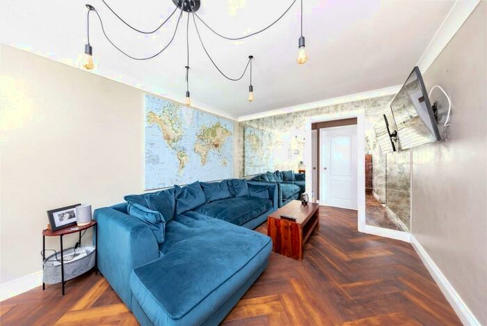 2 Bedroom Apartment To Rent In Brendans Close, Hornchurch, Essex, RM11