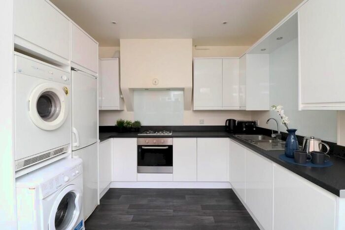 5 Bedroom Property To Rent In Gordon Avenue, Southampton, SO14