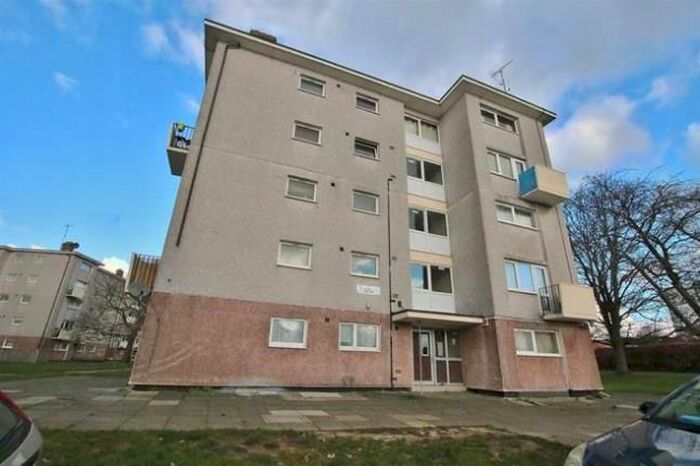 2 Bedroom Flat To Rent In Paignton Road, Southampton, SO16