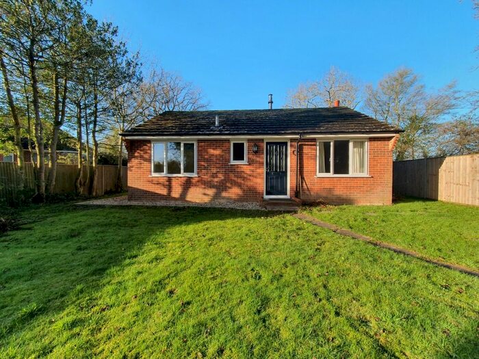 2 Bedroom Bungalow To Rent In Aldermaston Road, Pamber End, Tadley RG26