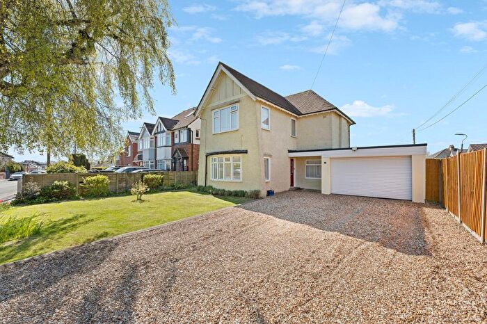 4 Bedroom Detached House For Sale In Glenville Road, Bournemouth, BH10