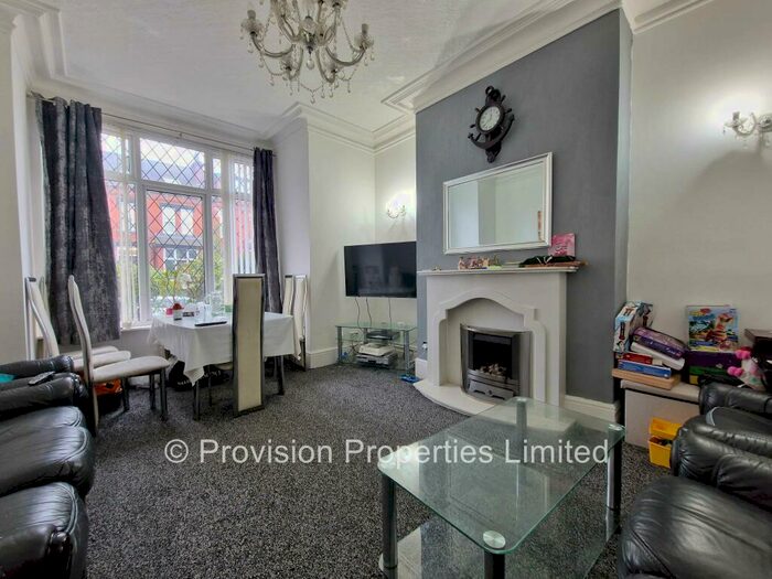 5 Bedroom Terraced House To Rent In Brudenell Avenue, Hyde Park, Leeds, LS6
