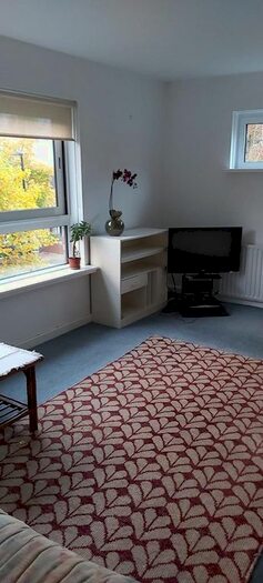 1 Bedroom Flat To Rent In Kent Avenue, Ealing W13