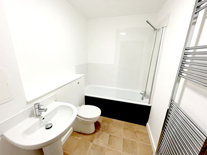 2 Bedroom Flat To Rent In Albert Terrace Road, Sheffield, S6