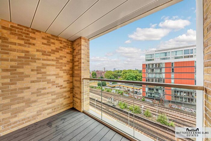 1 Bedroom Apartment For Sale In Radley House, Prince Of Wales Drive, SW11