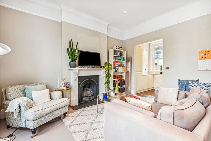 1 Bedroom Flat To Rent In Holland Park Gardens, Holland Park, W14
