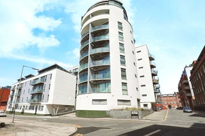 2 Bedroom Flat To Rent In Henry Street, Liverpool, Merseyside, L1