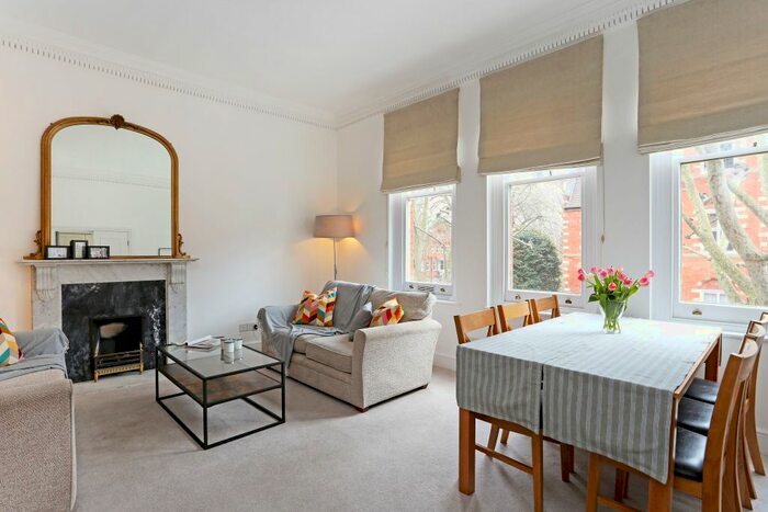 2 Bedroom Flat To Rent In Collingham Gardens, London, SW5