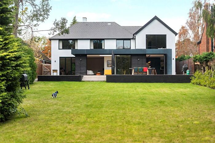 5 Bedroom Detached House For Sale In Abbot's Ride, Farnham, Surrey, GU9