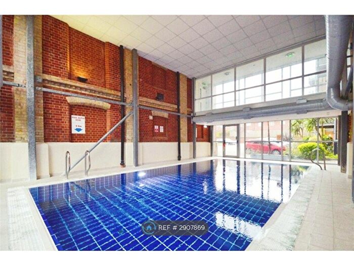 2 Bedroom Flat To Rent In Free Rodwell House, Manningtree, CO11