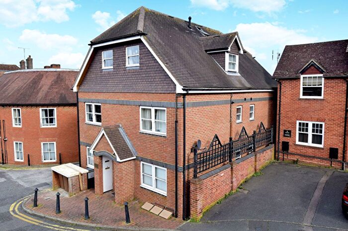 2 Bedroom Flat To Rent In Lower South Street, Bishops House Lower South Street, GU7