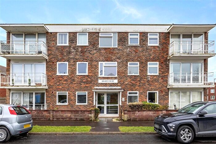 2 Bedroom Flat To Rent In Selsey Court, Chanctonbury Road, Rustington, West Sussex, BN16