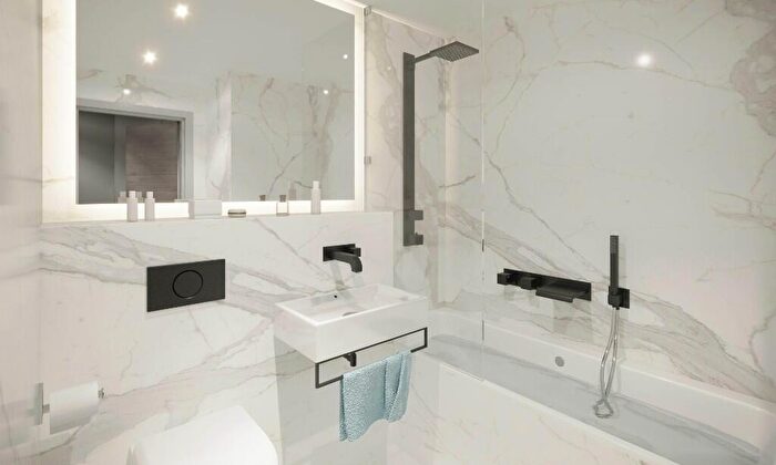 2 Bedroom Apartment For Sale In The Mercantile, Liverpool City Centre, L1