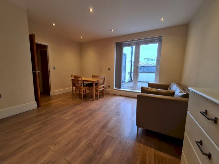 1 Bedroom Flat To Rent In Clifton Terrace, London, N4
