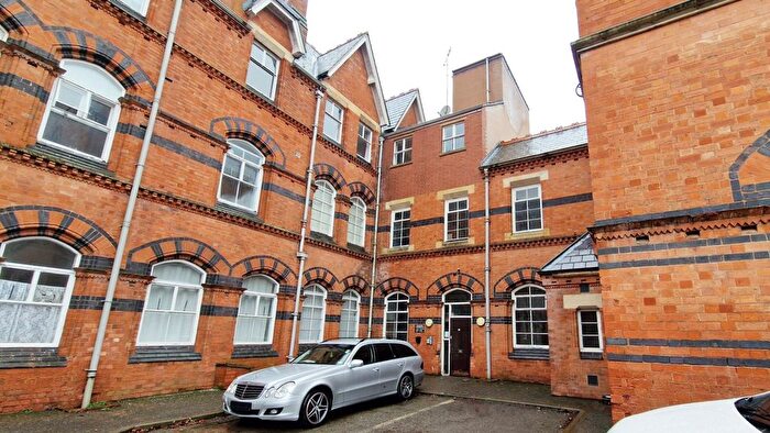 1 Bedroom Flat To Rent In Grosvenor Gate, Leicester, LE5