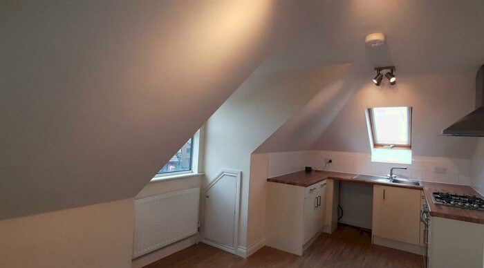 1 Bedroom Flat To Rent In Alexandra House Dover Road, Folkestone, CT19