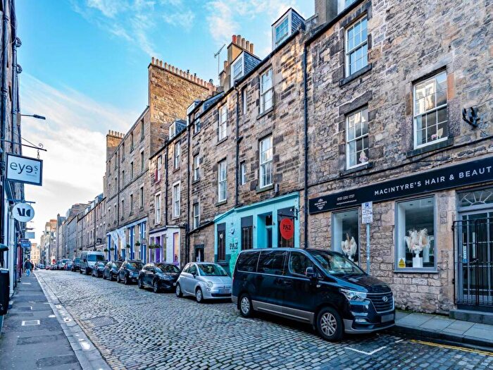 2 Bedroom Flat To Rent In Thistle Street, City Centre, Edinburgh, EH2