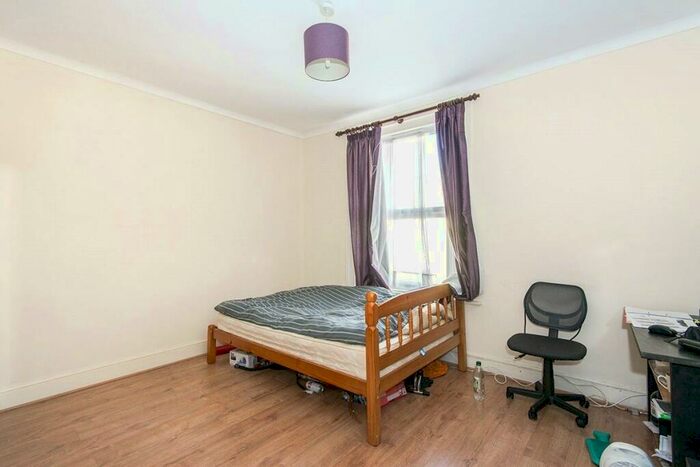 4 Bedroom House To Rent In Hudson Road, Southsea, Hampshire, PO5