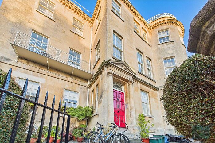 2 Bedroom Flat For Sale In Belvedere, Bath, BA1