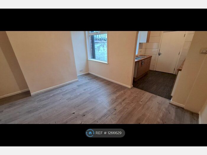 2 Bedroom Terraced House To Rent In Brocklehurst Street, Manchester M9